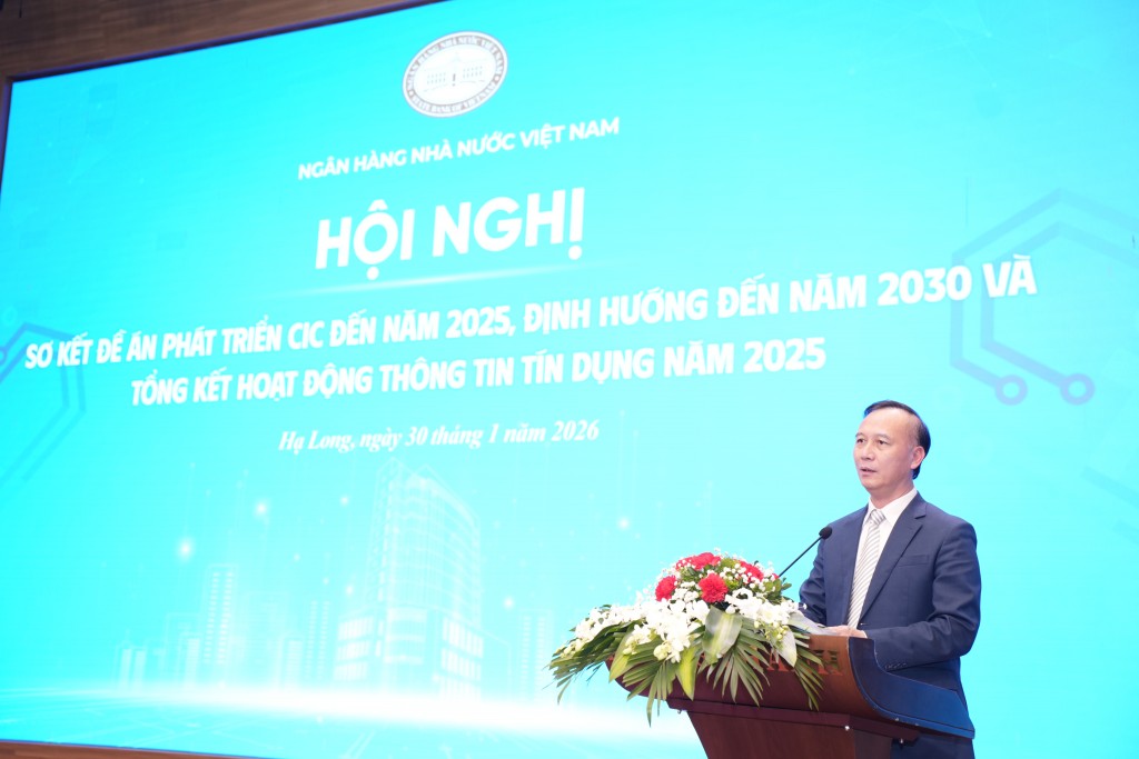 Ông Cao Văn Bình - Chủ tịch Hội đồng quản lý kiêm Tổng Giám đốc CIC phát biểu khai mạc Hội nghị