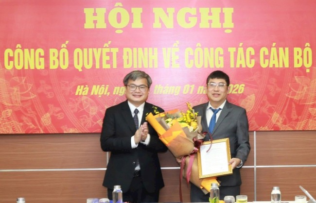 Đồng chí Phạm Tiến Luật giữ chức Phó Giám đốc Trung tâm Phục vụ hành chính công TP Hà Nội