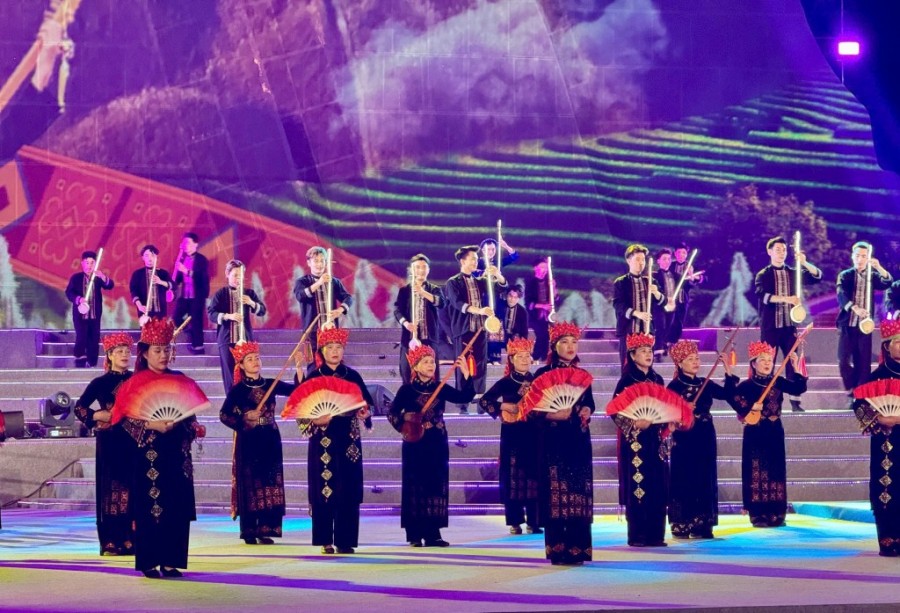 Giữ hồn di sản trong nhịp phát triển của Quảng Ninh Giữ hồn di sản trong nhịp phát triển của Quảng Ninh