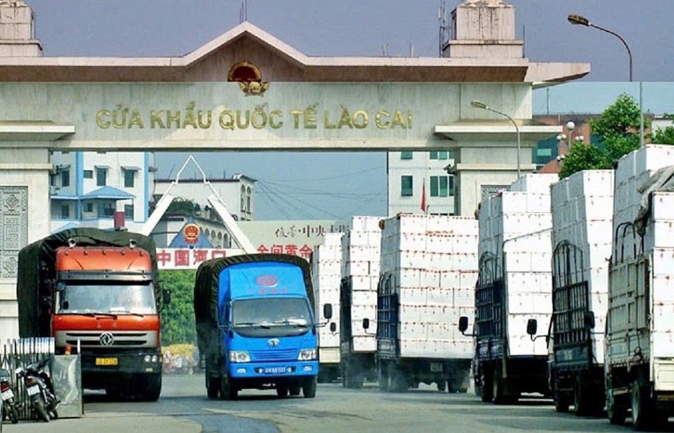 Chủ động, khẩn trương tháo gỡ tình trạng ùn tắc nông sản tại cửa khẩu