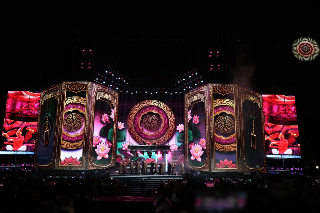 Các tiết mục đặc sắc tại chương trình Các tiết mục đặc sắc tại chương trình