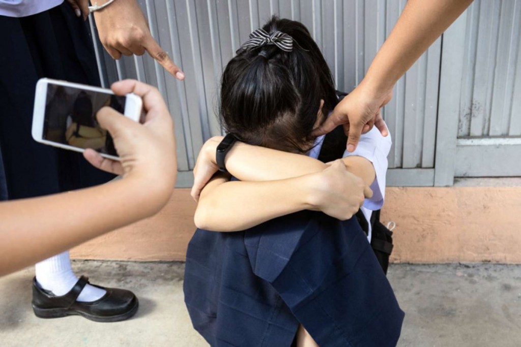 Chỉ thị của Thủ tướng Chính phủ về việc ngăn chặn, đẩy lùi bạo lực học đường