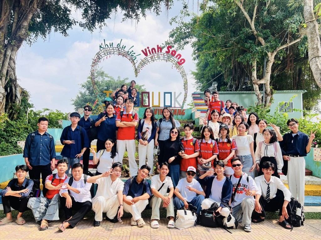 Khu du lịch Vinh Sang thu hút đông đảo khách du lịch Khu du lịch Vinh Sang thu hút đông đảo khách du lịch