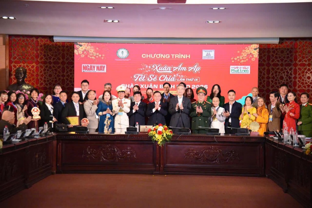 Nỗ lực huy động sức mạnh cộng đồng chăm lo Tết cho người nghèo Nỗ lực huy động sức mạnh cộng đồng chăm lo Tết cho người nghèo