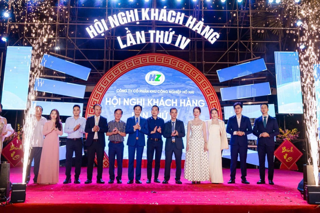 Ban lãnh đạo Công ty Cổ phần Khu công nghiệp Hố Nai Ban lãnh đạo Công ty Cổ phần Khu công nghiệp Hố Nai