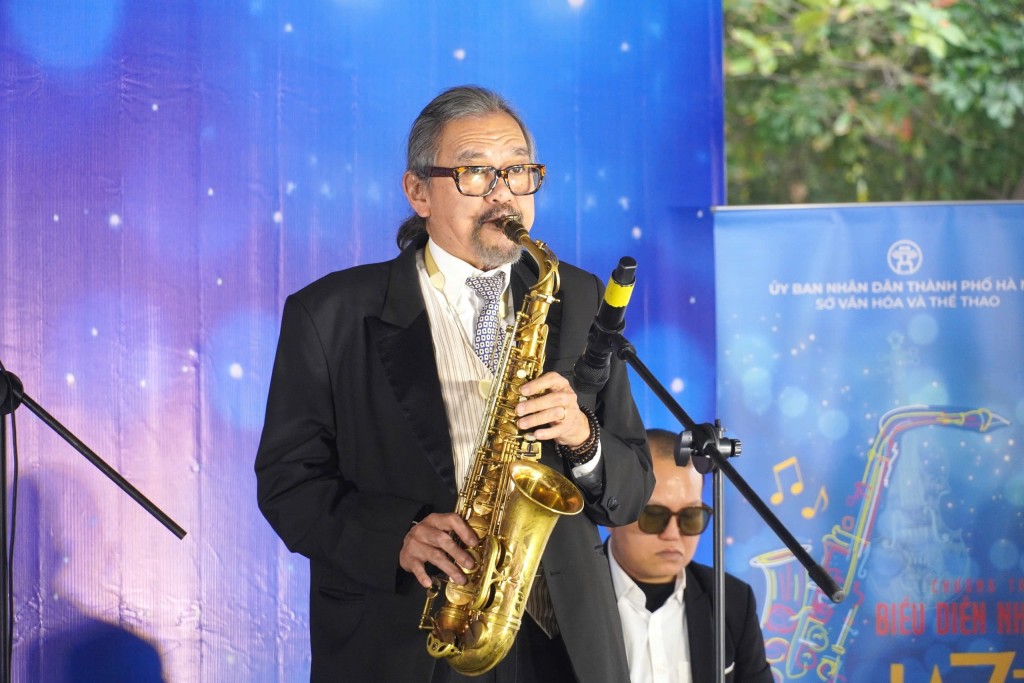 Dòng chảy Jazz lan tỏa cảm xúc xuân trong không gian cộng đồng Dòng chảy Jazz lan tỏa cảm xúc xuân trong không gian cộng đồng