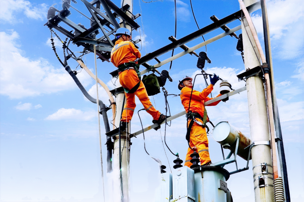 CTĐL Quảng Ninh tổ chức rà soát, kiểm tra toàn diện lưới điện trên địa bàn, kịp thời xử lý các tồn tại, khiếm khuyết CTĐL Quảng Ninh tổ chức rà soát, kiểm tra toàn diện lưới điện trên địa bàn, kịp thời xử lý các tồn tại, khiếm khuyết