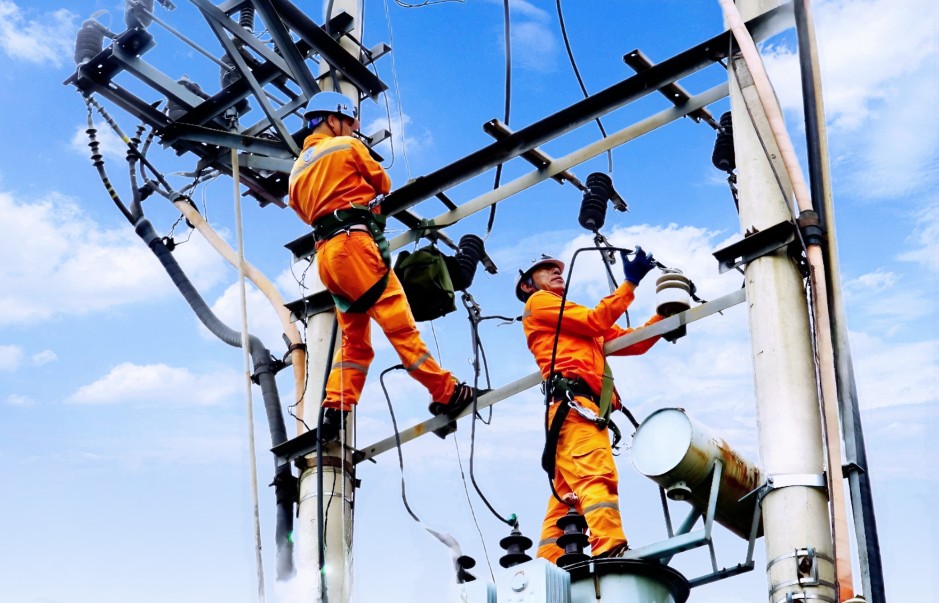 Điện lực Quảng Ninh đảm bảo cung ứng điện dịp Tết Nguyên đán 2026
