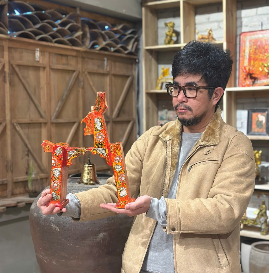 Nghệ nhân Nguyễn Phát gửi gắm nhiều tầng sâu văn hóa từ hình tượng chú ngựa