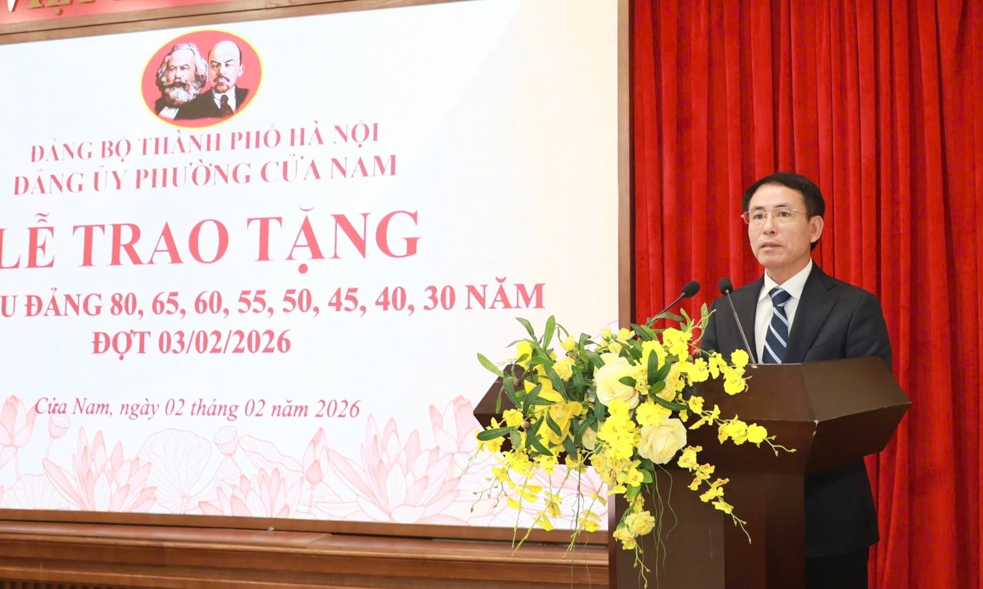 Phó Bí thư Thành ủy Hà Nội Nguyễn Trọng Đông phát biểu tại buổi lễ