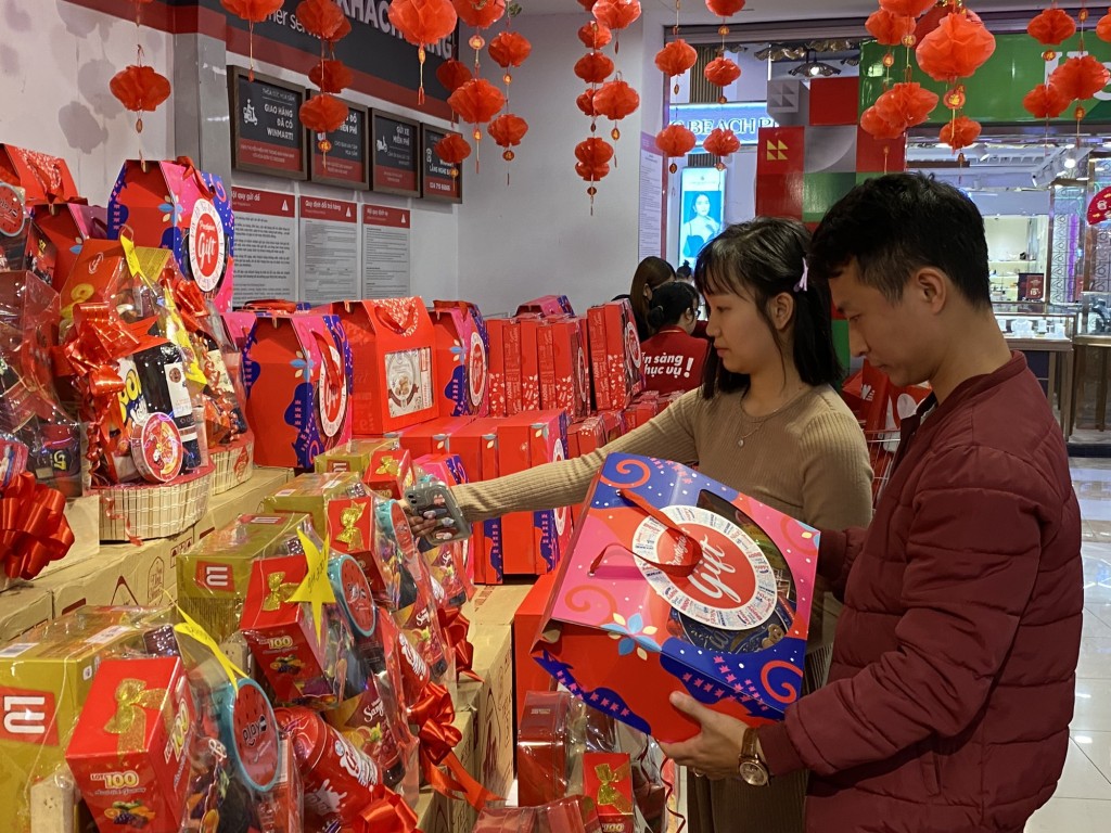 Hà Nội sẵn sàng cho mùa Tết Bính Ngọ đủ đầy