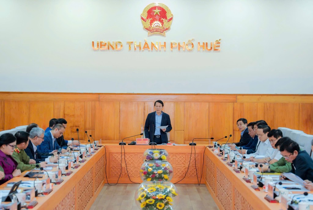          Đoàn giám sát Hội đồng Bầu cử Quốc gia làm việc với TP Huế