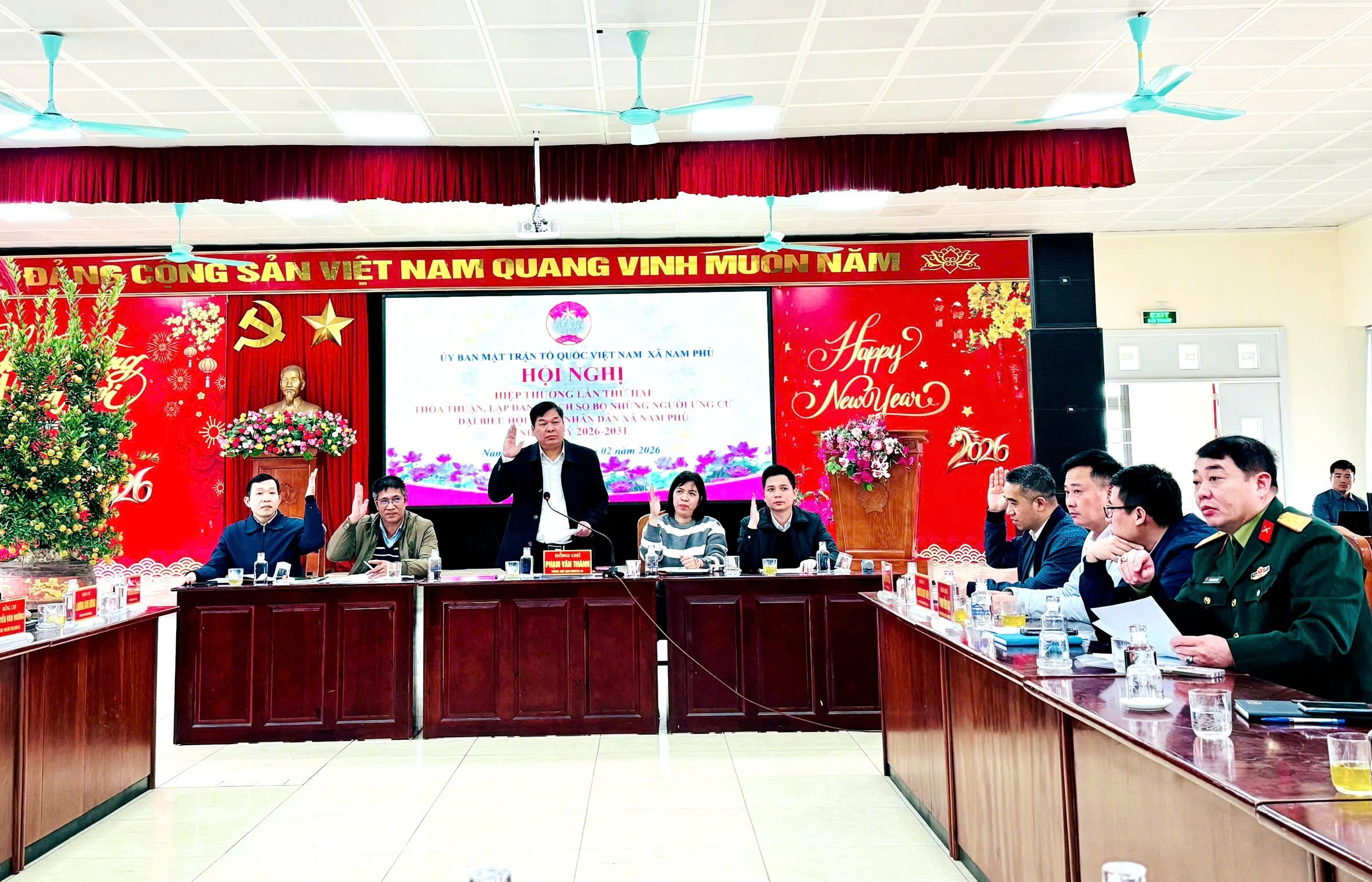 Thống nhất danh sách sơ bộ 51 người ứng cử HĐND xã