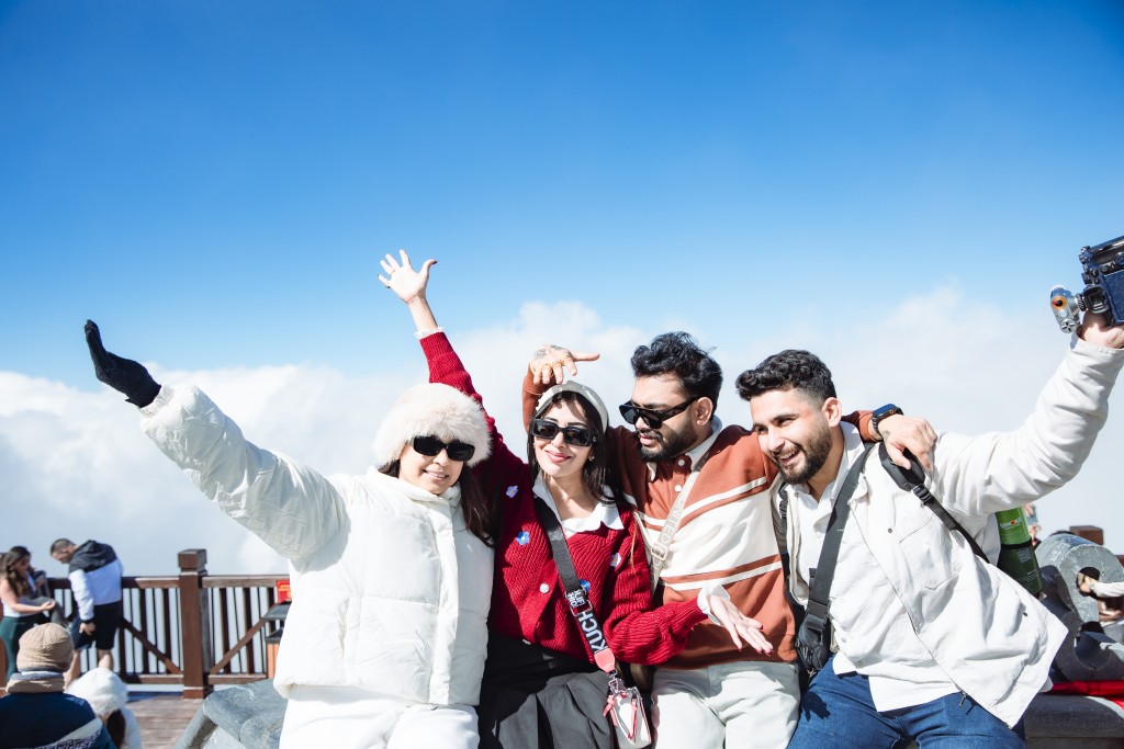 Quần thể tâm linh trên đỉnh Fansipan