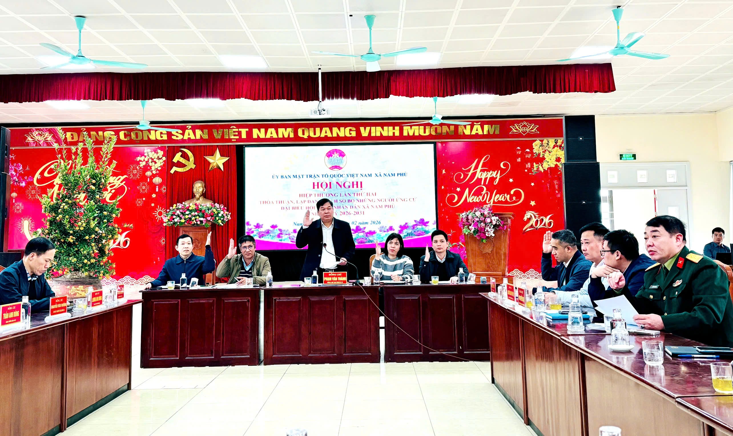 Thống nhất danh sách sơ bộ 51 người ứng cử HĐND xã Thống nhất danh sách sơ bộ 51 người ứng cử HĐND xã