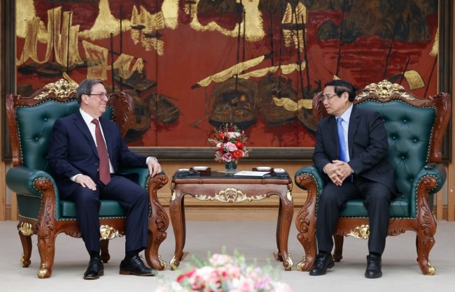 Thủ tướng Phạm Minh Chính tiếp Đặc phái viên Đảng, Nhà nước Cuba