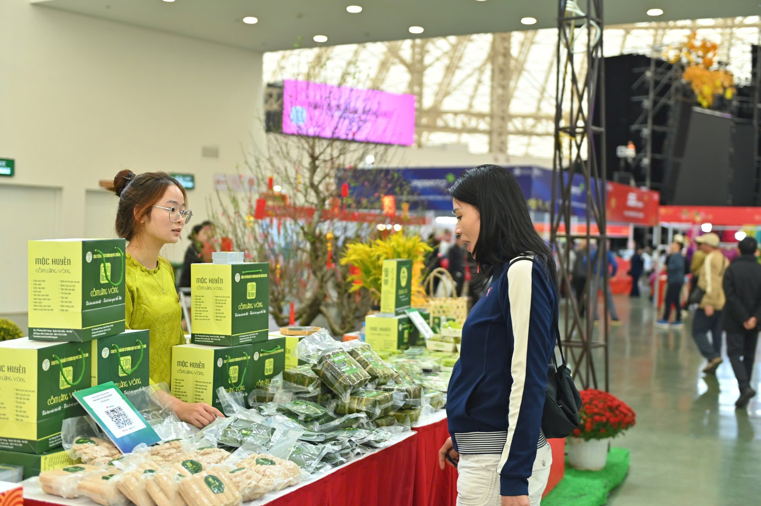 “Tết Sum vầy” tôn vinh làng nghề, lan tỏa bản sắc Tết Việt