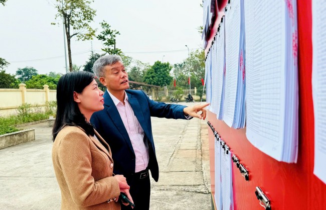 Hoàn thành niêm yết danh sách cử tri tại 100% khu vực bỏ phiếu