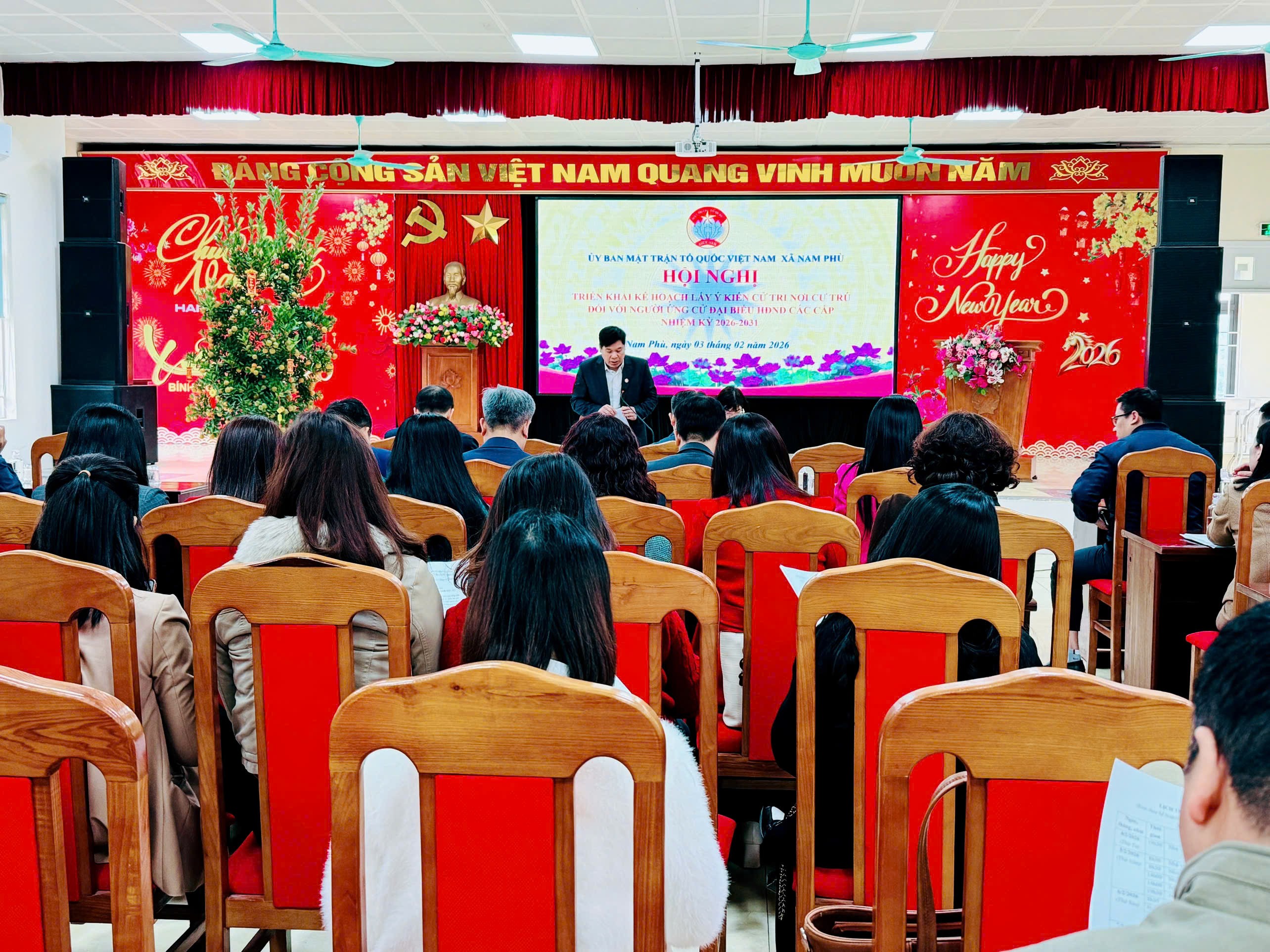 Lấy ý kiến cử tri đối với người ứng cử đại biểu HĐND