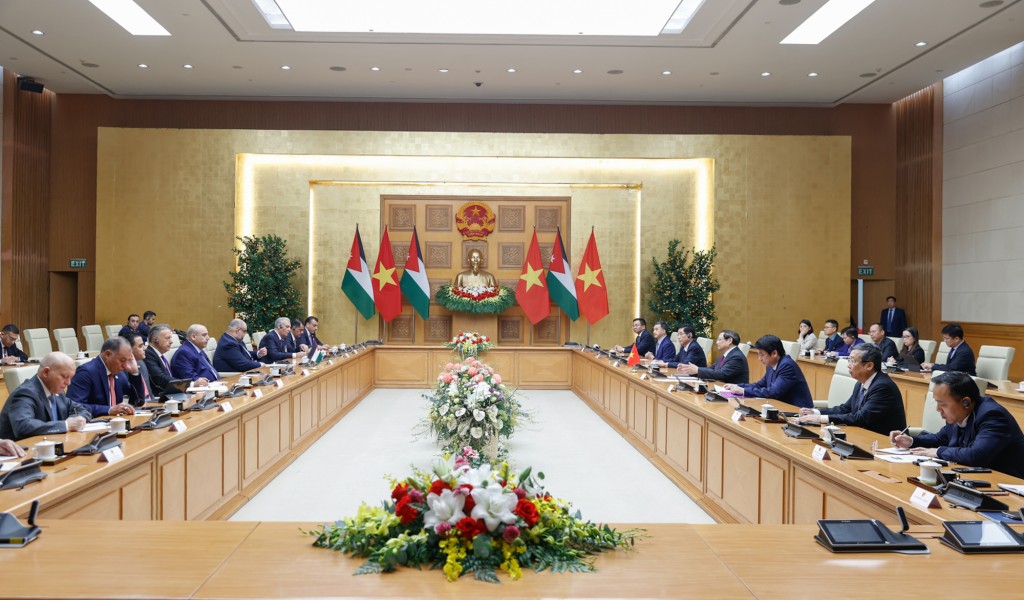 Hai nhà lãnh đạo thống nhất thúc đẩy nâng kim ngạch thương mại lên 500 triệu USD vào năm 2030 và 1 tỷ USD vào năm 2035 - Ảnh: VGP/Nhật Bắc