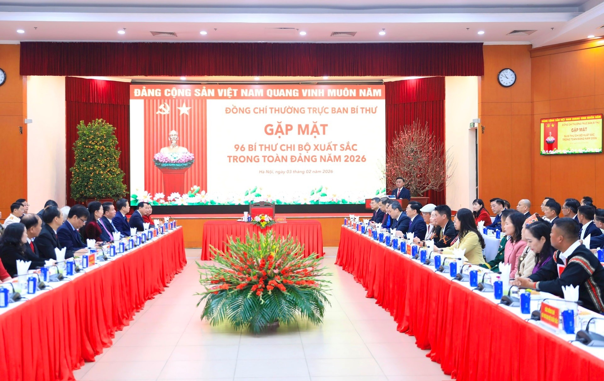 Quang cảnh hội nghị