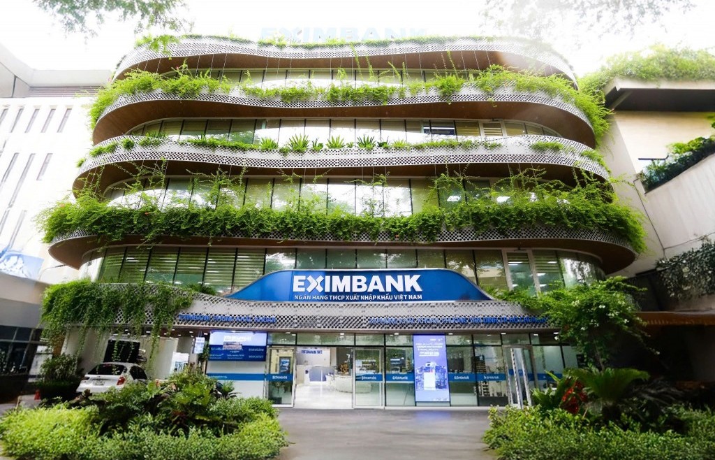 Eximbank báo lãi hơn 1.500 tỷ đồng, ưu tiên dự phòng rủi ro trong giai đoạn chuyển đổi