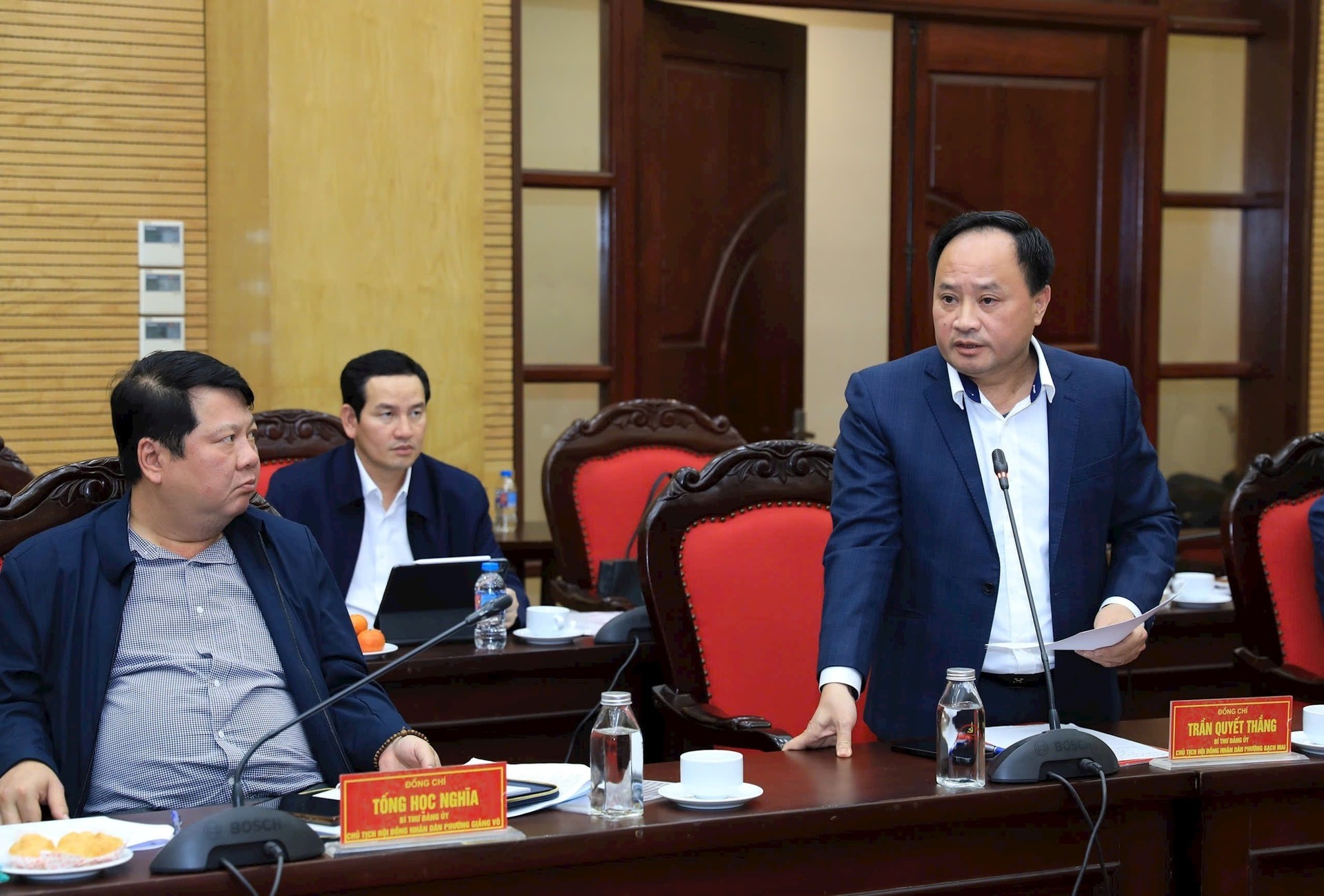 Bí thư Đảng ủy, Chủ tịch HĐND phường Bạch Mai Trần Quyết Thắng phát biểu