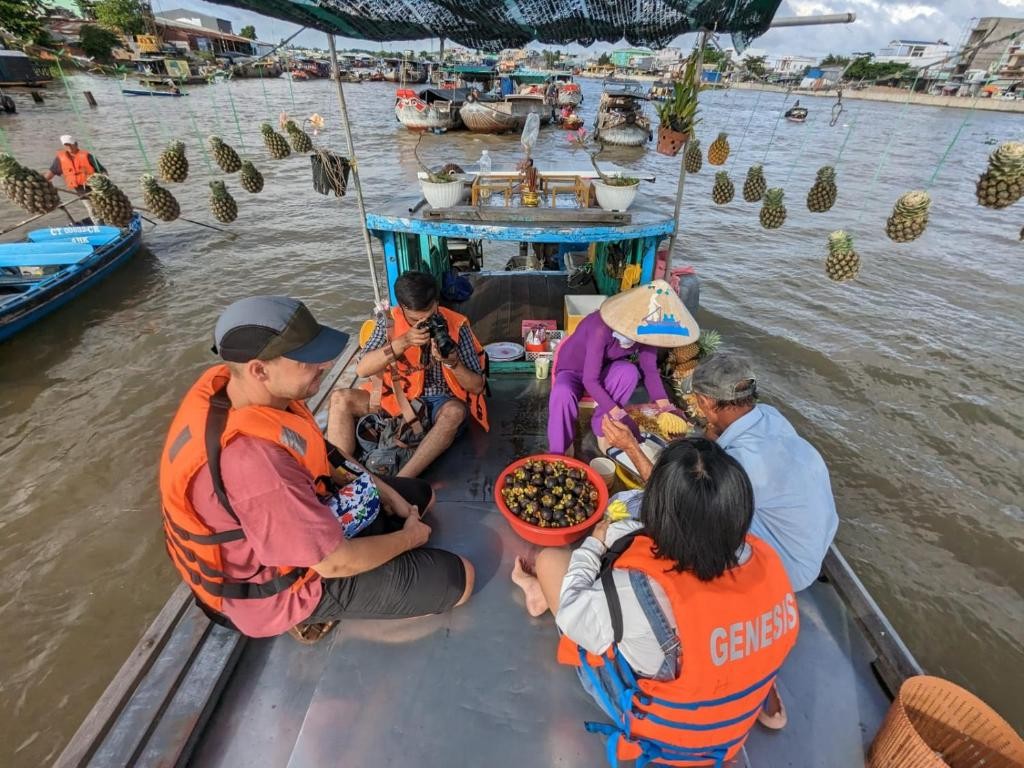 Chợ nổi Cái Răng - Cần Thơ