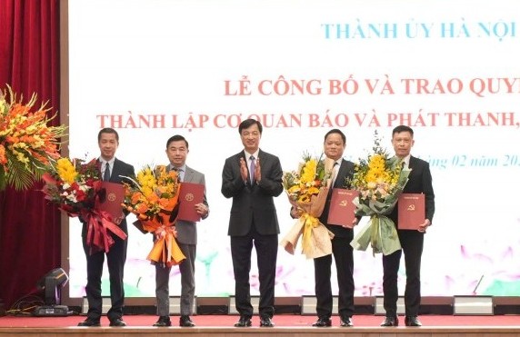 Công bố quyết định thành lập Cơ quan Báo và Phát thanh, Truyền hình Hà Nội