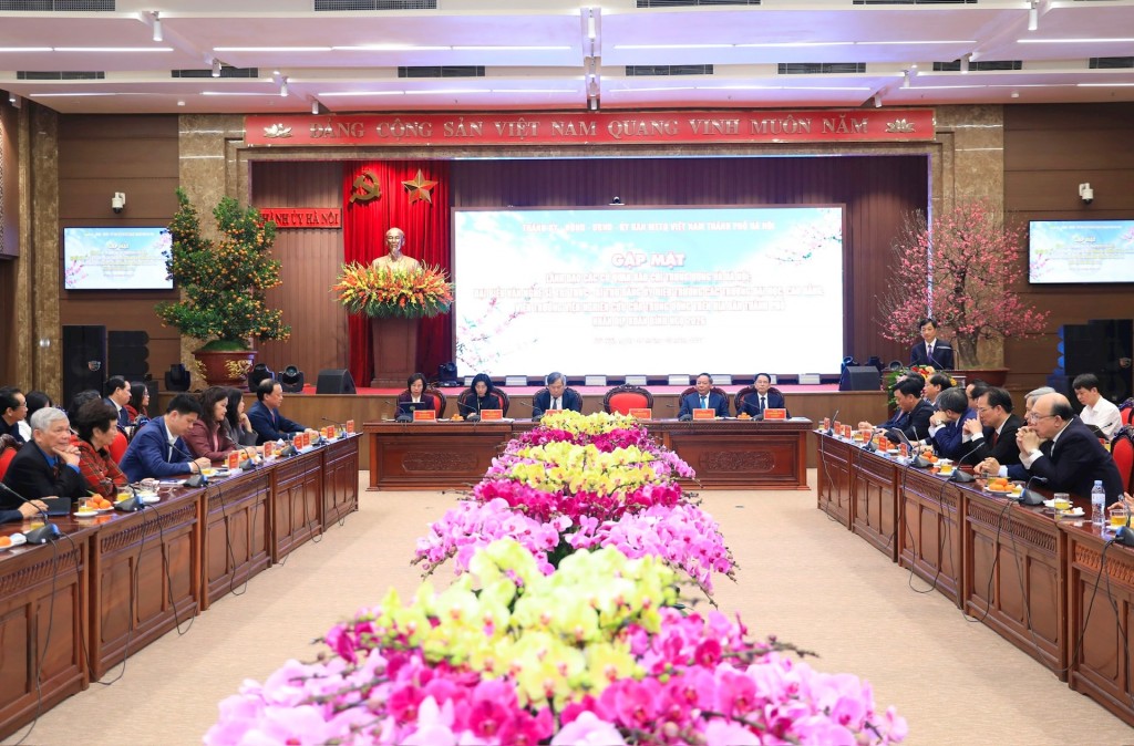 Hà Nội: Gặp mặt lãnh đạo báo chí, văn nghệ sĩ, nhà khoa học