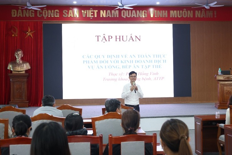 xã Mê Linh tổ chức Hội nghị tập huấn thực hiện các quy định về công tác an toàn thực phẩm