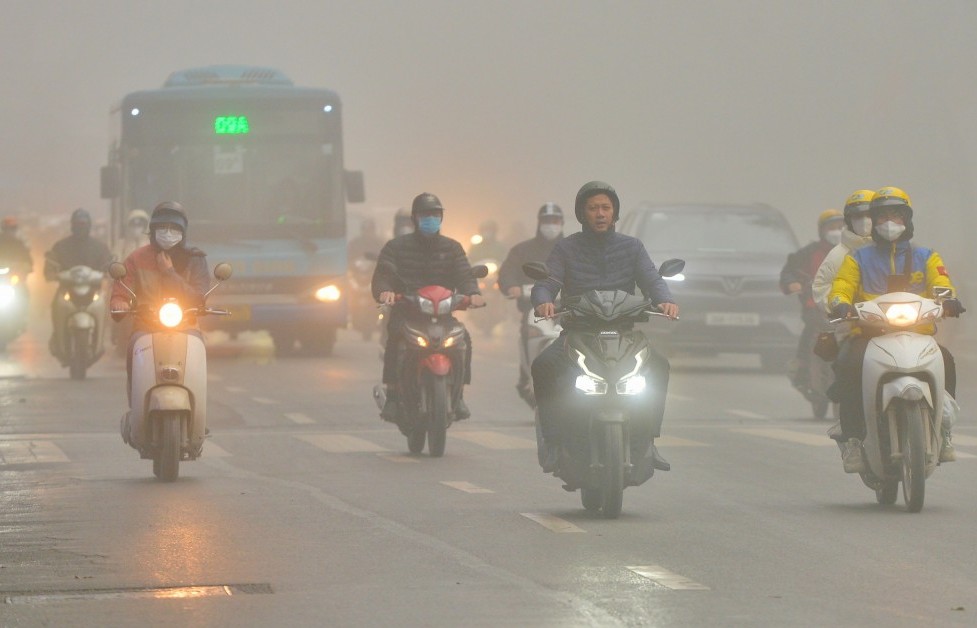 Miền Bắc nhiều mây, sáng có mưa phùn và sương mù