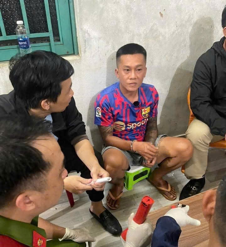 Gia Lai: Bắt giữ 2 nghi phạm dùng súng cướp ngân hàng