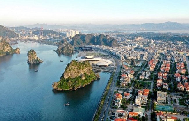 Quảng Ninh đặt tăng trưởng lên hơn 13%: Quyết tâm bứt phá năm bản lề