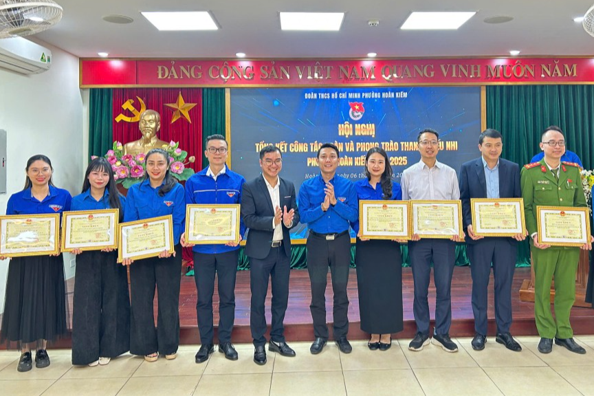 Tuổi trẻ Hoàn Kiếm thi đua cao điểm chào mừng bầu cử Quốc hội