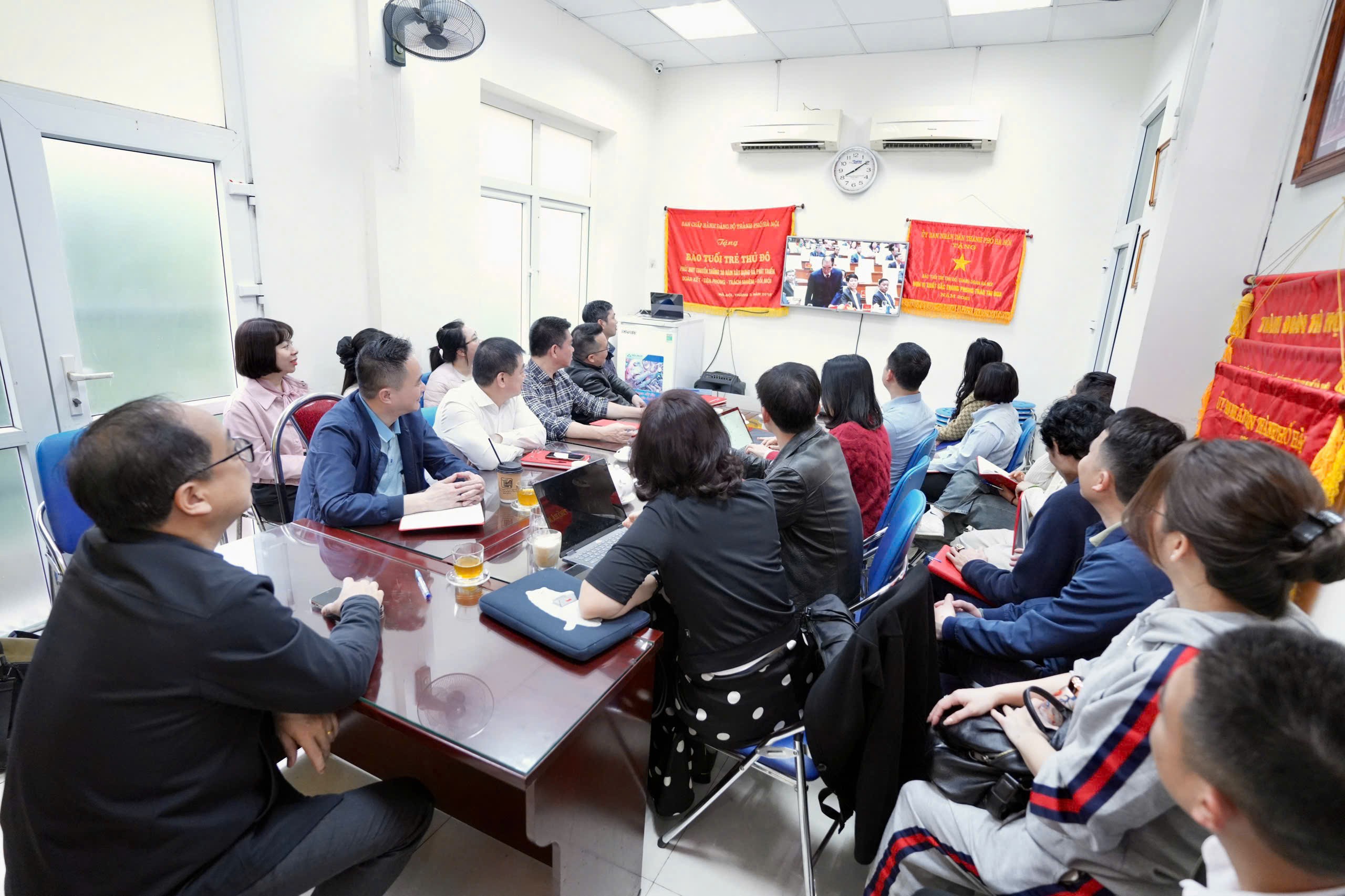 nghiên cứu, học tập, quán triệt và triển khai thực hiện Nghị quyết Đại hội XIV của Đảng