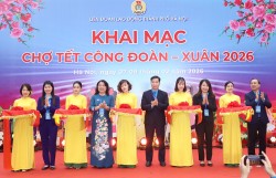 Chợ Tết Công đoàn - Mang Tết đủ đầy đến người lao động