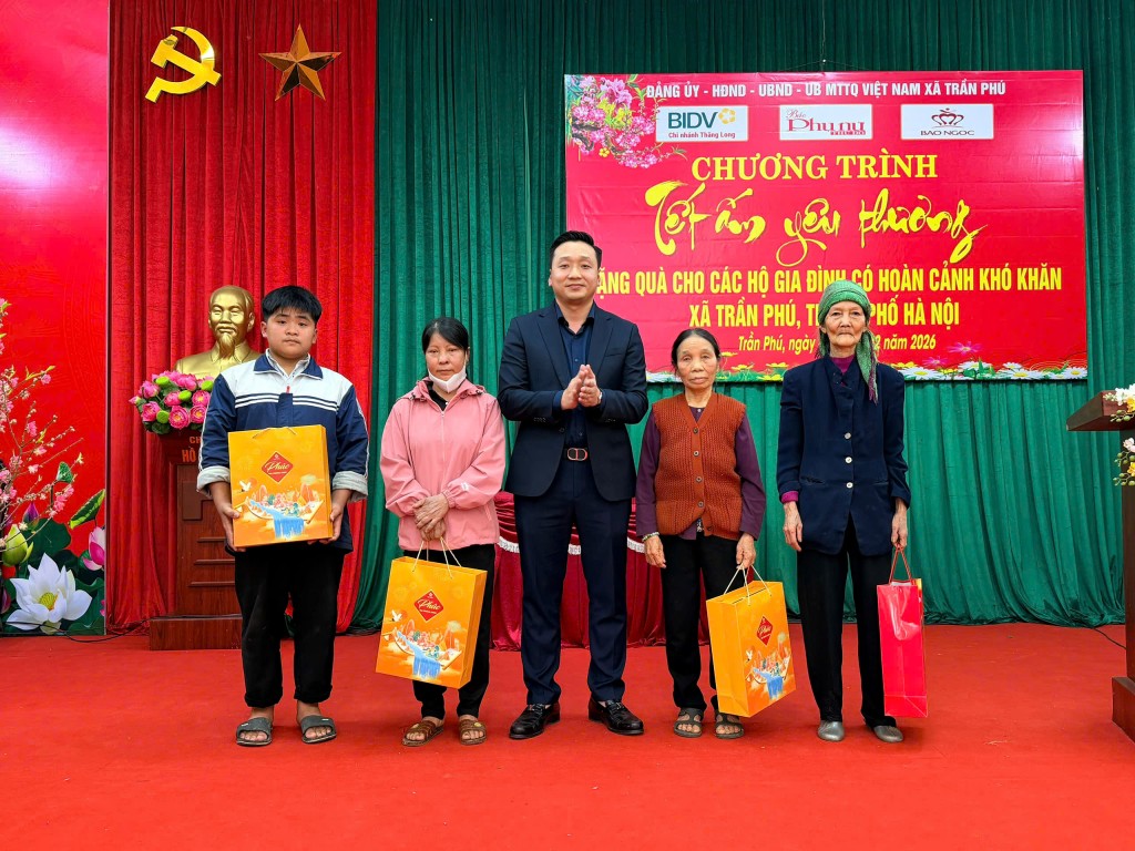 “Tết ấm yêu thương” về với xã Trần Phú trong những ngày giáp Tết