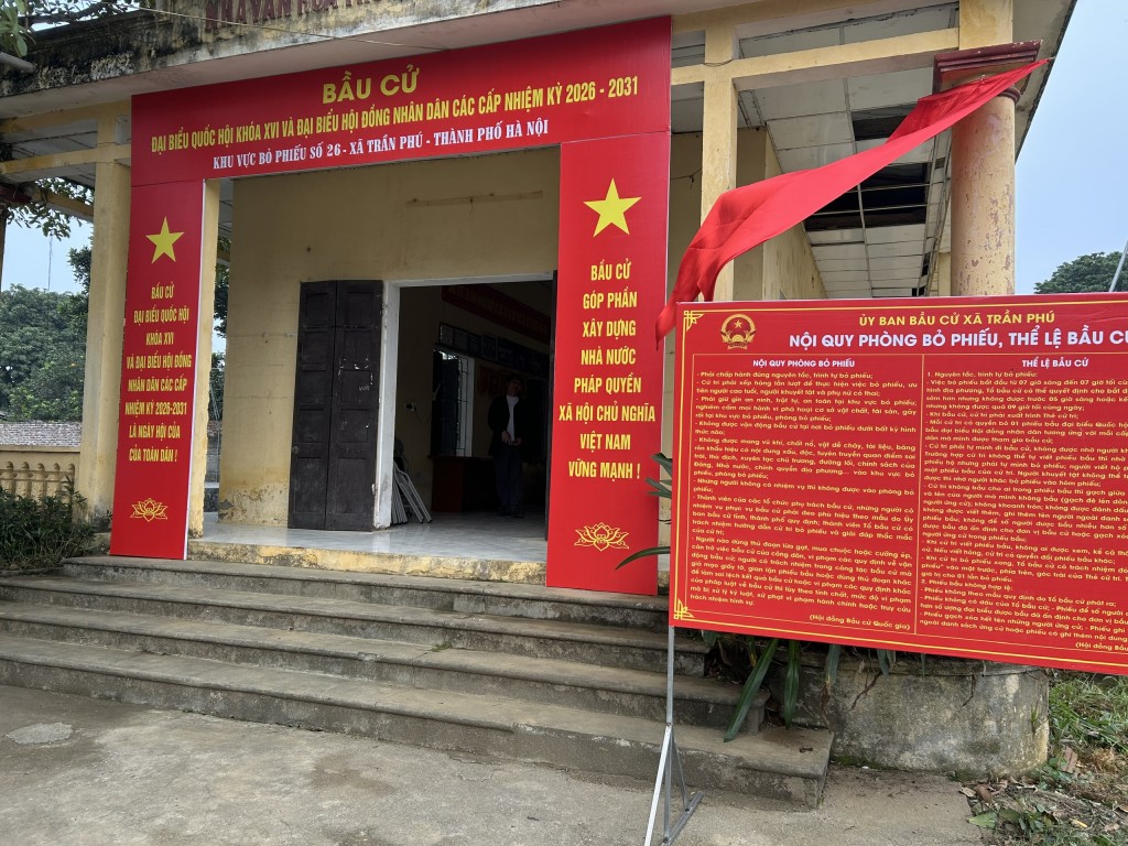 Xã Trần Phú kiểm tra danh sách cử tri và khu vực bỏ phiếu chuẩn bị bầu cử 2026-2031