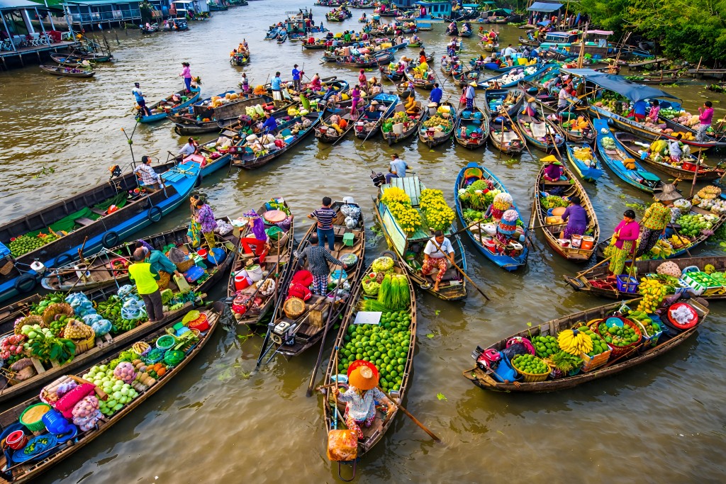 Người dân Cần Thơ đón xuân trong nhịp sống bình yên, tin tưởng vào chặng đường phát triển mới của đô thị sông - biển trung tâm miền Tây