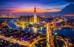 Giữ bình yên cho “siêu thành phố” không ngủ