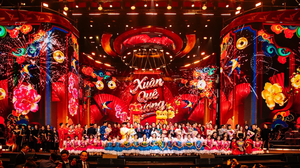 Hạnh phúc khi chạm vào nỗi nhớ quê hương của kiều bào