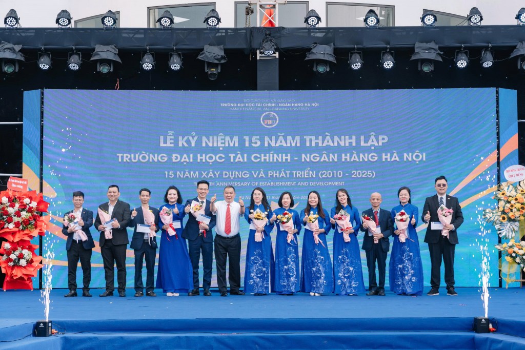 Top 9 trường đại học đào tạo khối ngành Kinh tế - Tài chính