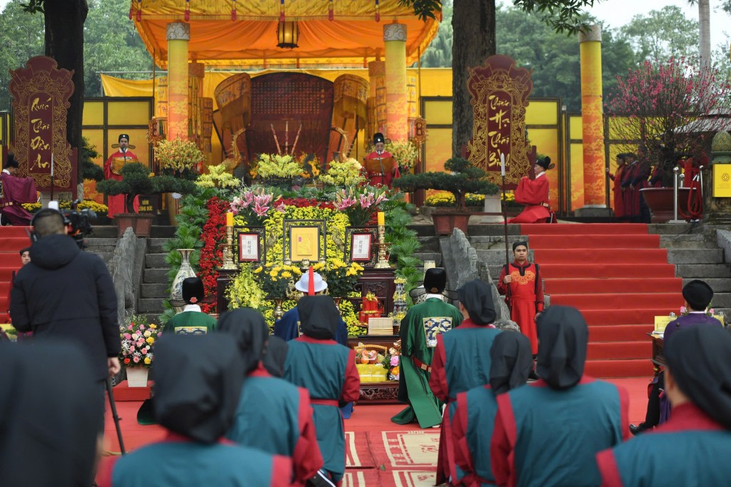 “Tống cựu nghinh tân” tái hiện tinh hoa Tết cung đình Thăng Long