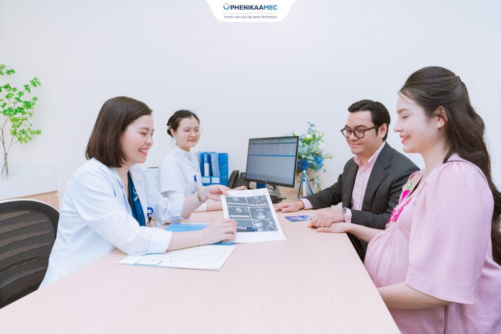 Mẹ bầu được quản lý thai kỳ với chuyên gia Y học Bào thai và bác sĩ Sản khoa giàu kinh nghiệm 