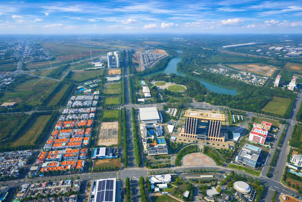 Không gian đô thị hiện đại được quy hoạch đồng bộ, góp phần mở rộng dư địa phát triển của siêu đô thị TP Hồ Chí Minh