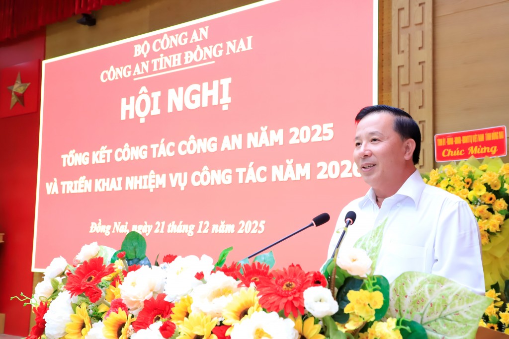 Đồng chí Nguyễn Văn Út, Phó Bí thư Tỉnh ủy, Chủ tịch UBND tỉnh, đánh giá cao vai trò của Công an tỉnh Đồng Nai trong bảo đảm ổn định, thúc đẩy phát triển kinh tế - xã hội