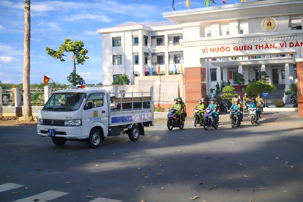 Lực lượng Công an cơ sở phát huy vai trò nòng cốt trong phong trào toàn dân bảo vệ an ninh Tổ quốc, gắn bó mật thiết với Nhân dân