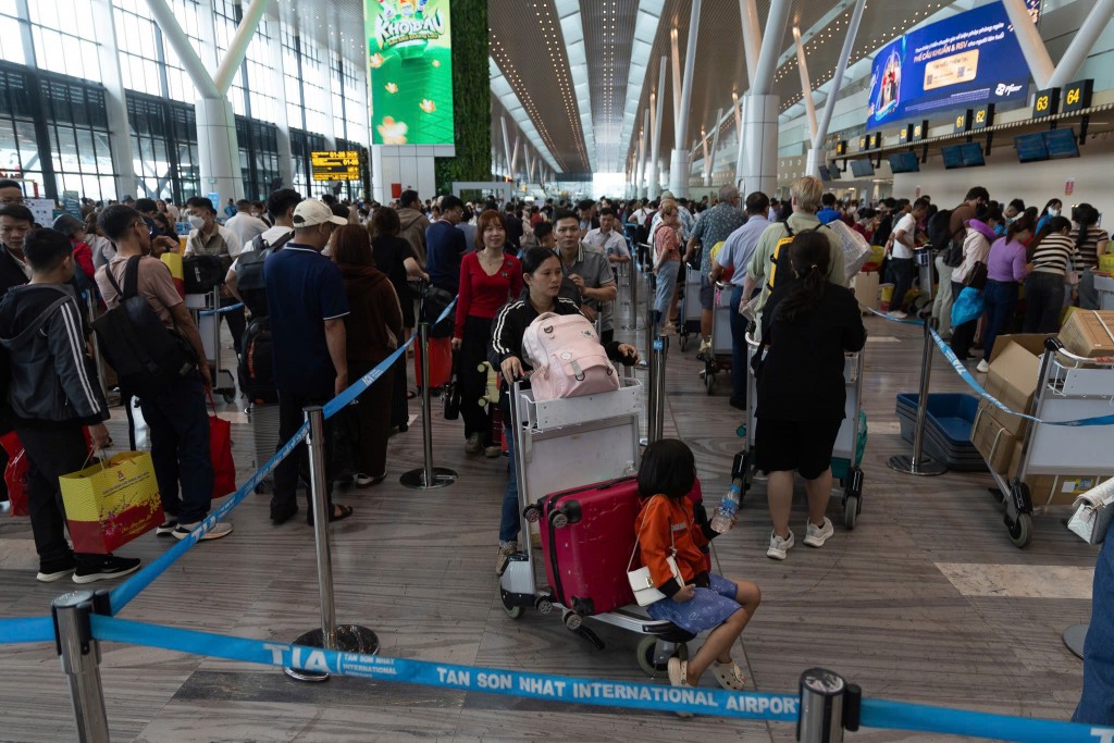 Triển khai hàng loạt hoạt động chăm lo thiết thực cho đoàn viên, người lao động Triển khai hàng loạt hoạt động chăm lo thiết thực cho đoàn viên, người lao động