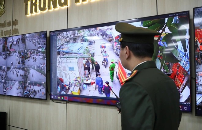 Camera an ninh trật tự giữ bình yên cho Thủ đô trong ngày Tết
